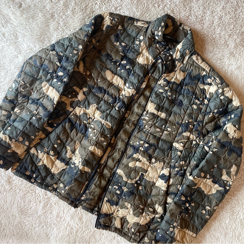 The North Face Thermoball Trekker Jacket Camo Primaloft